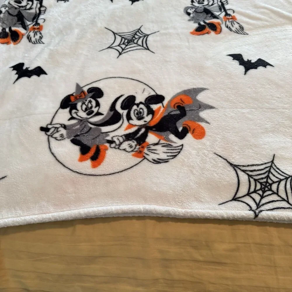 Disney Mickey Mouse Halloween Blanket Bats Spiderwebs Orange Gray 50x60 Throw